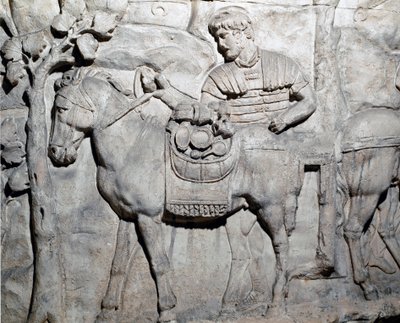Római művészet: "" Egy márna rakomány zsákmány"" 1862-es öntőforma, amely a Traianus császár (53-117) uralkodása idején épült római Traianus oszlop (Trajane oszlop) (Colonna Traiana) domborműveit reprodukálja. A Trajane-oszlop a győzelmes hadjáratokról áll alkotó: Roman Roman