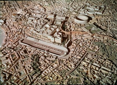 Római művészet: Róma városát az ókor alatt ábrázoló modell. A központban a Circus Maximus vagy a Grand Circus tartalékok tankversenyekre. Róma, Museo della Civilta romana – római művészet. Circus Maximus és etruszk falak. Részlet a rekonstrukciós modellből alkotó: Roman Roman