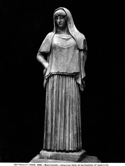 Hestia szobra (márvány) alkotó: Roman Roman