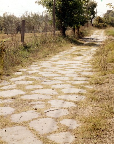 Via Flaminia, Róma. alkotó: Roman Roman