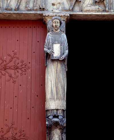 Szobor képe a központi portál központi oszlopán (1140-1200) alkotó: Romanesque