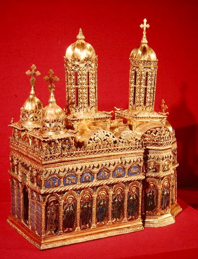 Kivotion, a Hurezi kolostorból, Vilcea megyéből, 1691-92 (aranyozott ezüst és zománc) alkotó: Romanian School