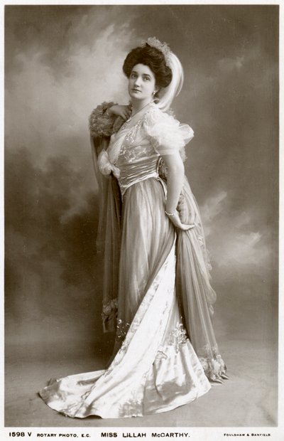 Lillah McCarthy brit színésznő és színházi menedzser, 1900-as évek. alkotó: Rotary Photo
