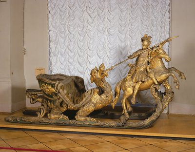 Karneváli szán Szent György figurájával (fa és aranylevél) alkotó: Russian School