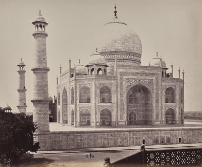 Agra. Kilátás a Tádzsra a négyszög egyik sarkából alkotó: Samuel Bourne