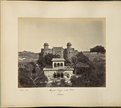 Lahore; Huzoori Bagh és Fort alkotó: Samuel Bourne