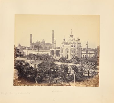 Lucknow; kilátás a Hooseinabad Imambara teraszáról alkotó: Samuel Bourne