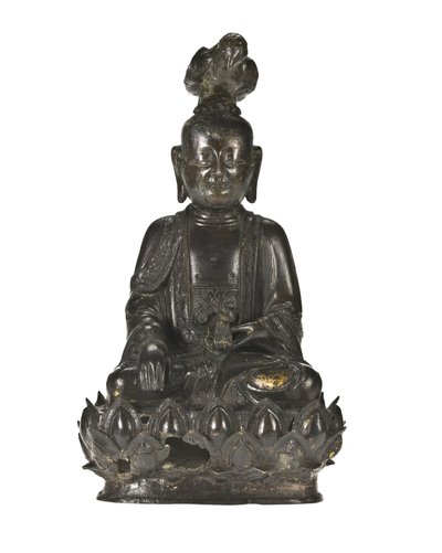 Guanyin, az irgalom kínai istennőjének figurája egy lótuszmintás alapon ülő hollóval a fején, bal kezében pedig egy nyúllal. alkotó: School Chinese