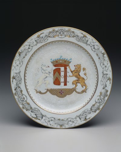 Tányér címerrel, 1740 körül (porcelán színes és grisaille zománcokkal) alkotó: School Chinese