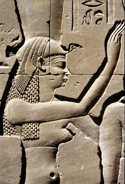 Ókori Egyiptom, falfestmény, Isis istennő, Hórusz templom, Edfu, Kr. e. 237 - 57 (fotó) alkotó: School Egyptian