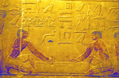Ókori Egyiptom, falfestés, Mastaba/Ti sírja, Szakkara, 5. dinasztia, fát csiszoló munkások (fotó) alkotó: School Egyptian