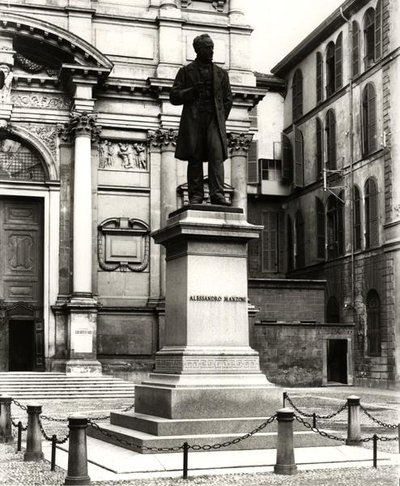 Alessandro Manzoni (1785-1873) emlékműve (bronz) (f/w fotó) alkotó: School Italian