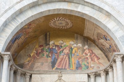 Mozaik a San Marco bazilika bejárata felett, Szent Márk tér, Velence, Olaszország (mozaik) alkotó: School Italian