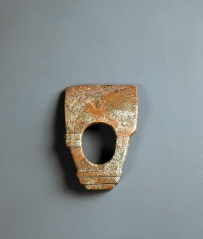 Vörös gránit gyűrű alakú kapa, Jomon korszak Kr.e. 10000-300 alkotó: Japanese School