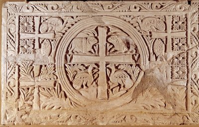 Kancelialap, templom kórusának záróeleme. Libanonból. Kr.u. 5-6. Homályos. 0,78x1,27 m. Párizs, Louvre Múzeum alkotó: School Lebanese