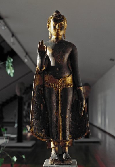 Lopaburi stílus: Abhyamudra Buddha (Szobor alkotó: School Siamese
