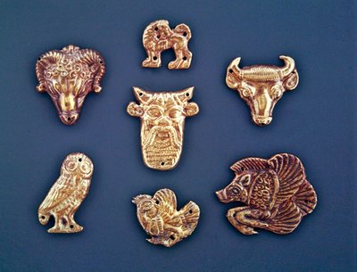 Görög hatást mutató ruhadísz táblák (arany) alkotó: Scythian