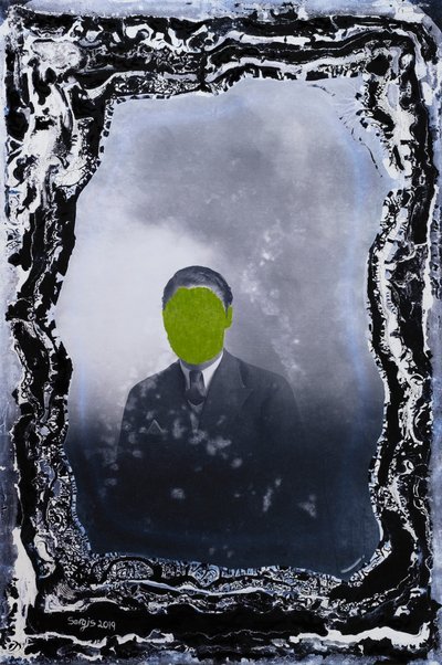young gentleman posing alone, 2019 (vegyes technika) alkotó: Sergis Adamos