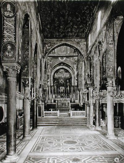 A hajó belső képe (f/w fotó) alkotó: Sicilian School