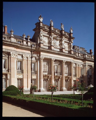 A Granja de San Ildefonso királyi palota homlokzata, a spanyol királyok nyári rezidenciája alkotó: Spanish School