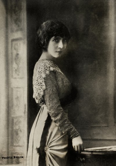 Eve Lavalliere francia művésznő portréja ( 18 66 alkotó: Studio Felix