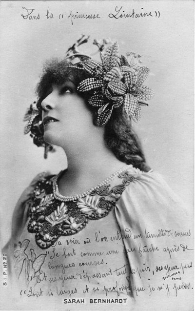 Henriette Rosine Bernard, más néven Sarah Bernhardt (1844-1923) Edmond Rostand drámájának „A távoli hercegnő” szerepében (f/w fotó) alkotó: Studio Reutlinger
