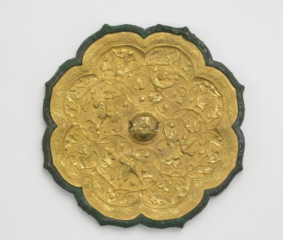 Tükör (bronz és arany) alkotó: Tang Dynasty Chinese School