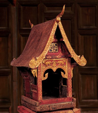 Lanna templom modellje (fa) alkotó: Thai School