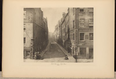 Bell Street a High Street felől alkotó: Thomas Annan