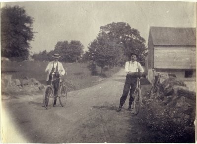 Samuel Murray és Benjamin Eakins a kerékpárokon, c. 1895-1899. alkotó: Thomas Eakins