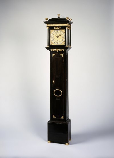II. Károly római ütős, hónapig tartó hosszú tokos óra alkotó: Thomas Tompion