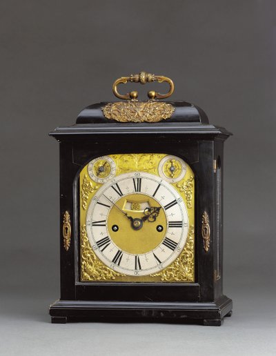 James II-re szerelt, feltűnő konzolos óra húzónegyed ismétléssel, sz. 166, 1690-95 körül (ébenfa és aranyozott fém) (lásd még: 867503-4) alkotó: Thomas Tompion