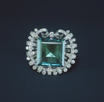 Hooker Smaragd, 1950 (smaragd és gyémántok platinával) alkotó: Tiffany und Company