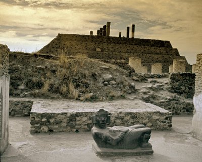 Quetzalcoatl temploma alkotó: Toltec Toltec