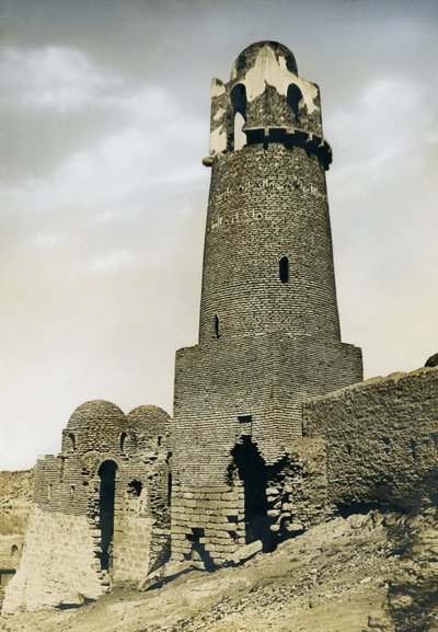 Az al-Mashhad al-Bahari minaretje, Asszuán közelében, Egyiptom, Ugo Monneret de Villard fotója. alkotó: Ugo Monneret de Villard