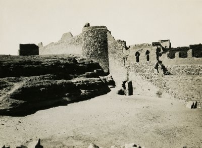 Szent Simeon kolostor, délkeletről nézve, Asszuán, Egyiptom, Ugo Monneret de Villard fotója. alkotó: Ugo Monneret de Villard