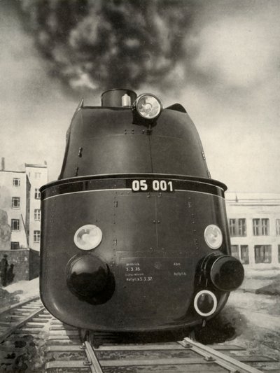 119 mérföld/óra sebességet értek el ennek az új német áramvonalas mozdonynak a próbaüzemén, 1935-36 között. alkotó: Unbekannt