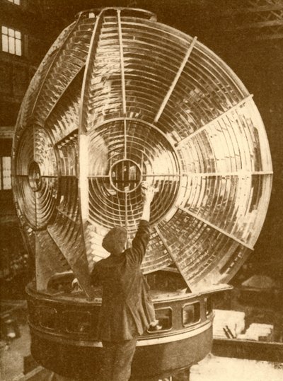 Világítótorony lámpa csoportos villogó lencsékkel, c1930. alkotó: Unbekannt