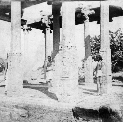 Egy romos templom Madras közelében, Indiában, 1874 alkotó: Unbekannt