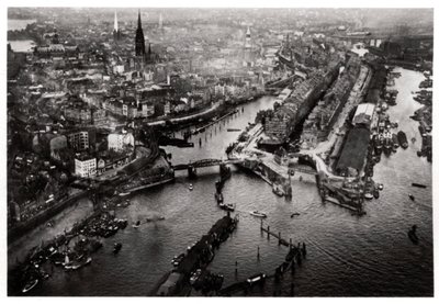 Hamburgi kikötő légi felvétele egy Zeppelinről, 1931 1933 alkotó: Unbekannt
