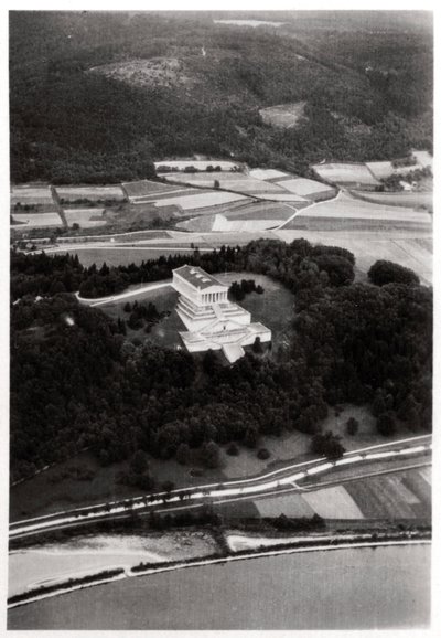 A Walhalla-templom légi felvétele, Regensburg közelében, Németország, egy Zeppelinről, c1931 1933 alkotó: Unbekannt