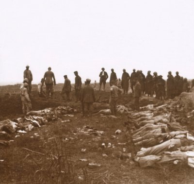 A támadás után Dompierre, Észak-Franciaország, c1914-c1918 alkotó: Unbekannt