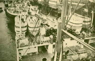 Lenyűgöző csónakok sora a Leviathan fedélzetén., 1930. alkotó: Unbekannt