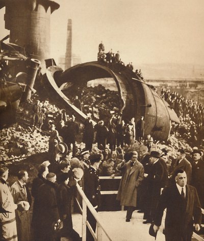 A Derelict Steel-Works-ben, Dél-Walesben, 1936-1937 alkotó: Unbekannt