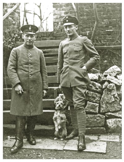 Osztrák vagy olasz katonák kutyával, 1918. február (fotó) alkotó: Unbekannt