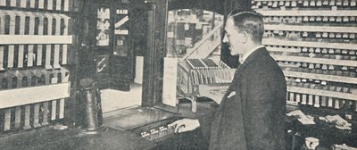Automata jegy- és jegyváltó automaták Westminsterben, 1926 alkotó: Unbekannt