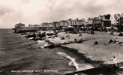 Tengerpart, nyugat felé nézve, Worthing, Sussex, 1935 alkotó: Unbekannt