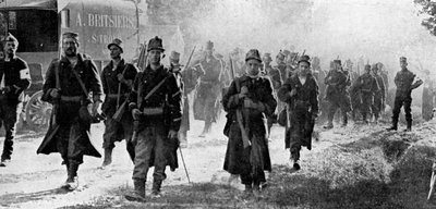 Belga csapatok közelednek a csata színhelyéhez, első világháború, 1914 alkotó: Unbekannt