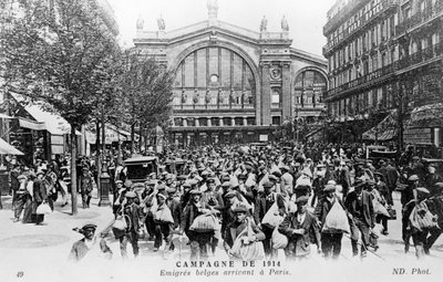 Belgák érkeznek Párizsba, 1914 alkotó: Unbekannt