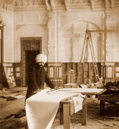 Bhai Ram Singh dolgozik az indiai szobában, Osborne House, Wight-sziget, 1892 alkotó: Unbekannt